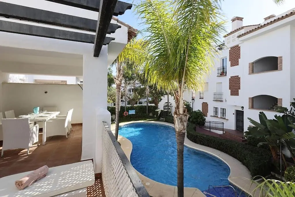 Modern 2-Bedroom Flat Next To The Sea Marbellac Espagne