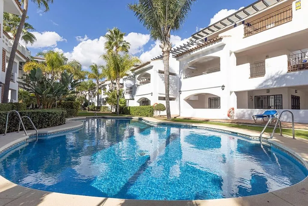 아파트 Modern 2-Bedroom Flat Next To The Sea 마르베야 스페인
