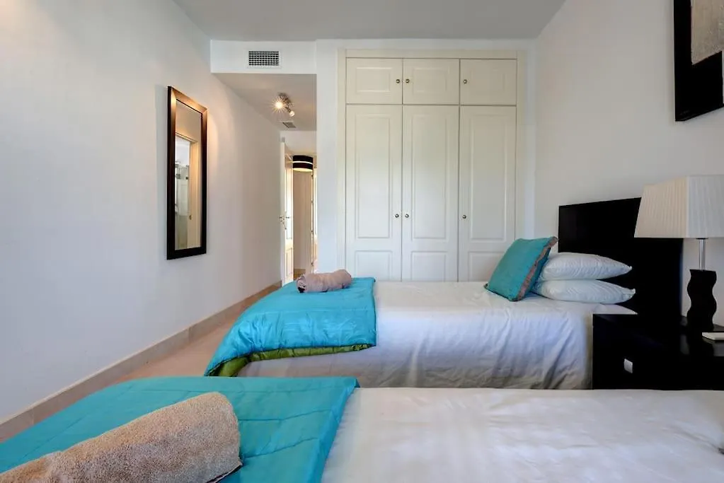 Modern 2-Bedroom Flat Next To The Sea Marbellac 0*,  Espagne